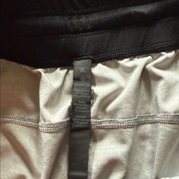 Lululemon T.H.E. Short *Linerless 9” All Court Texture White Black - Picture 9 of 15